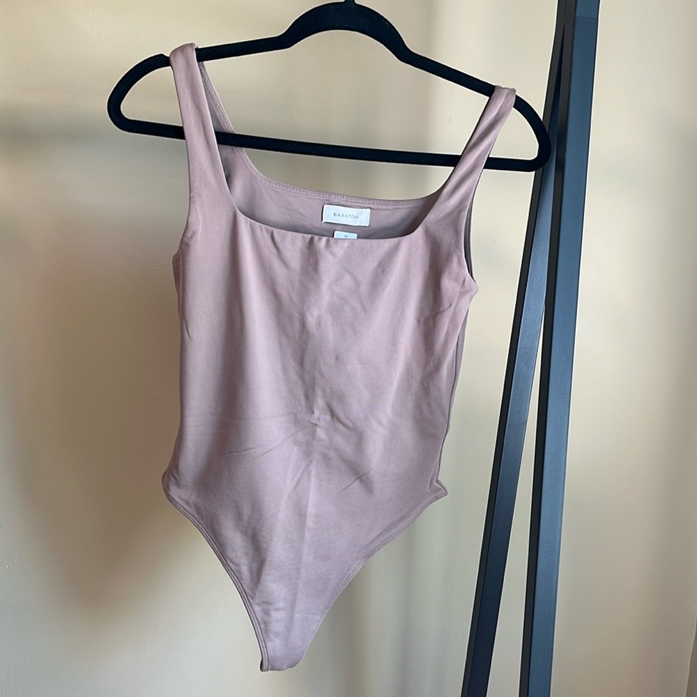 Aritzia Babaton Contour Bodysuit